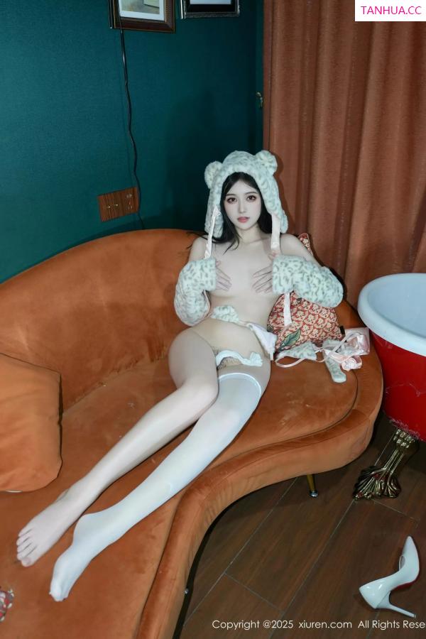   [XiuRen]高清写真图 2025.03.31 No.10088 小樱koko cos装扮第53张图片